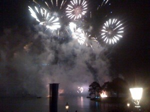 Review: Illuminations at Epcot