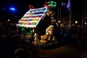 Christmas Parade at the Magic Kingdom from yourfirstvisit.net