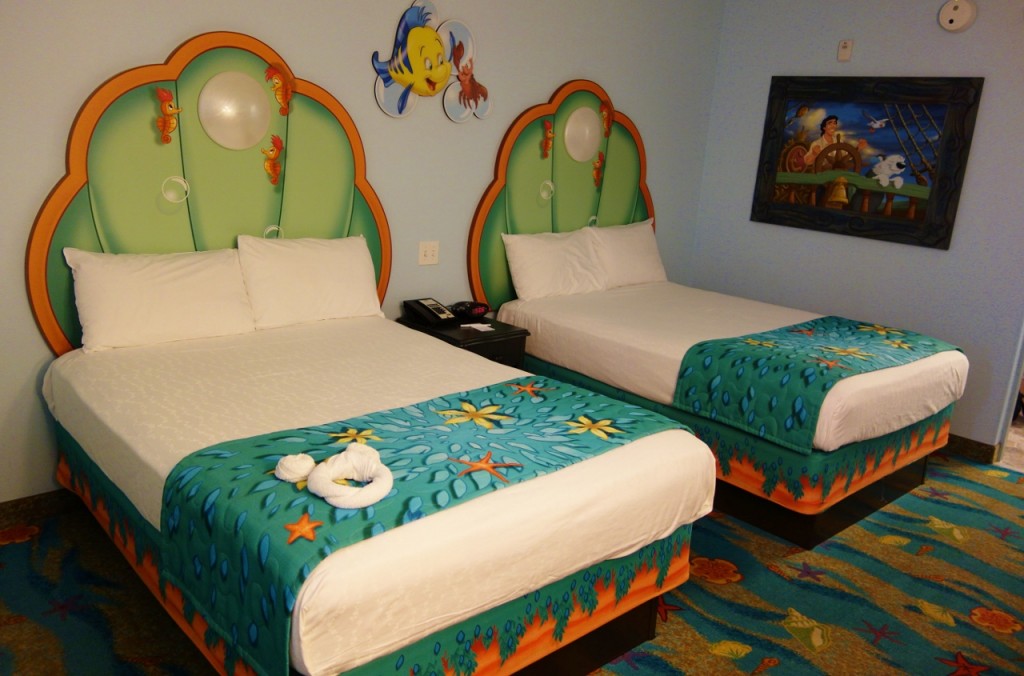 Photo Tour of Standard Little Mermaid Rooms at Disney's