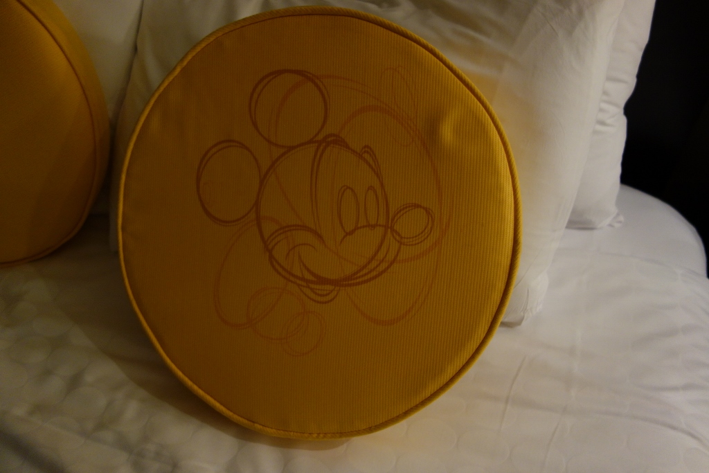 Review Disney's Contemporary Resort, Continued The Walt Disney World