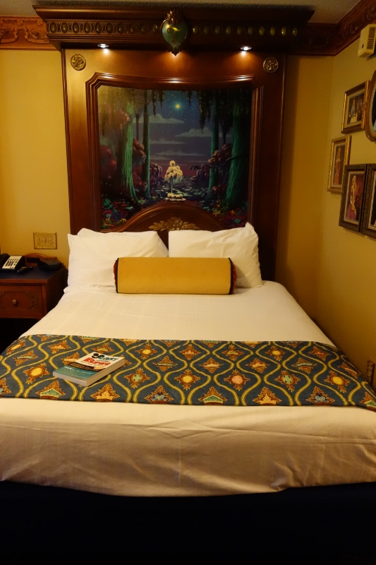 Bed Royal Rooms at Disney's Port Orleans Riverside Resort from yourfirstvisit.net