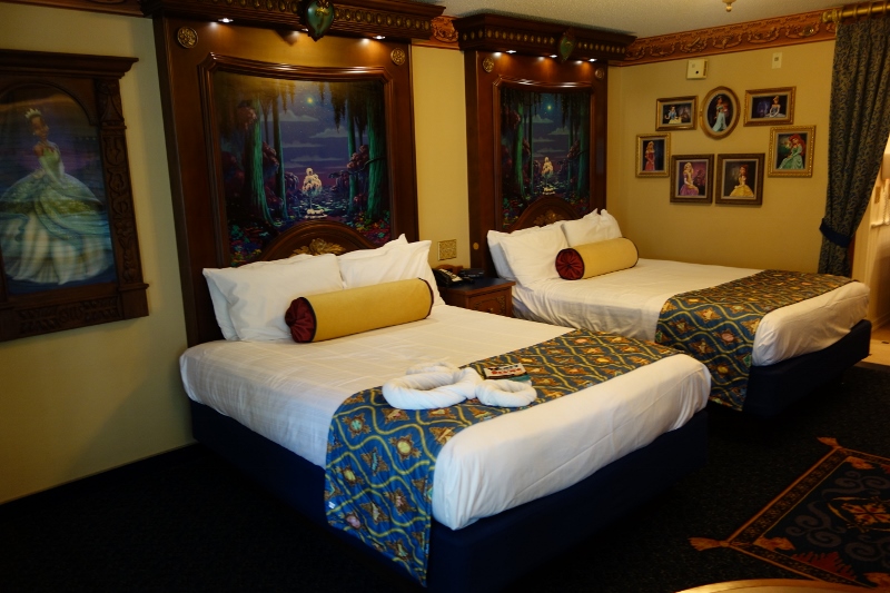 Bed Side Royal Rooms at Disney's Port Orleans Riverside Resort from yourfirstvisit.net
