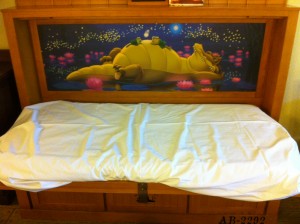 The Murphy Bed and a Sleepy Gator at Disney's Port Orleans Riverside