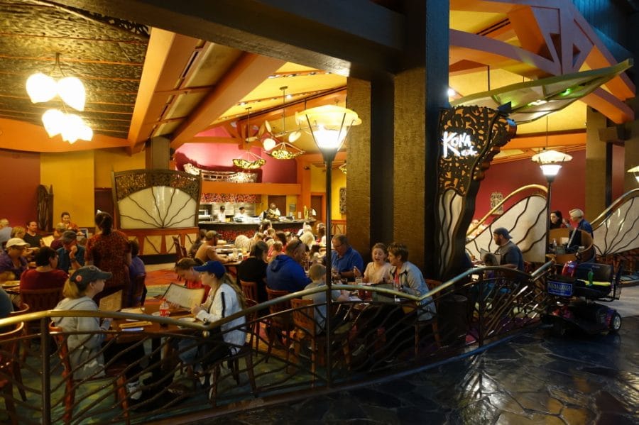 Dining at Disney's Polynesian Village Resort