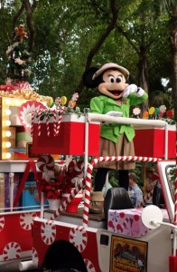 Mickey's Jingle Jungle Christmas Parade at the Animal Kingdom from yourfirstvisit.net