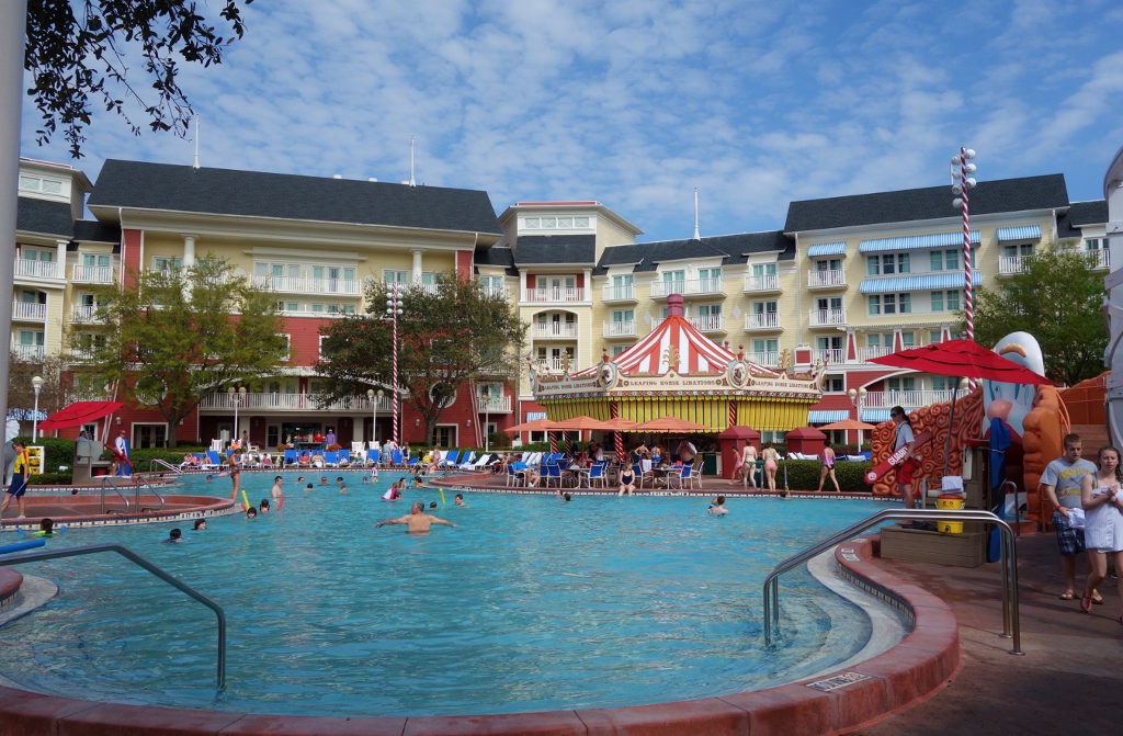 Luna Park Pool at Disney's BoardWalk Inn and Villas ...