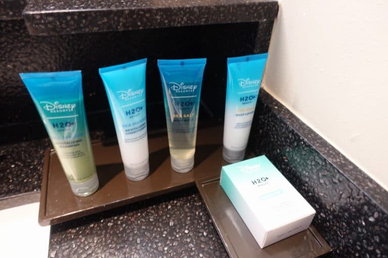 Photo Tour of a Studio at Disney's Polynesian Villas and Bungalows