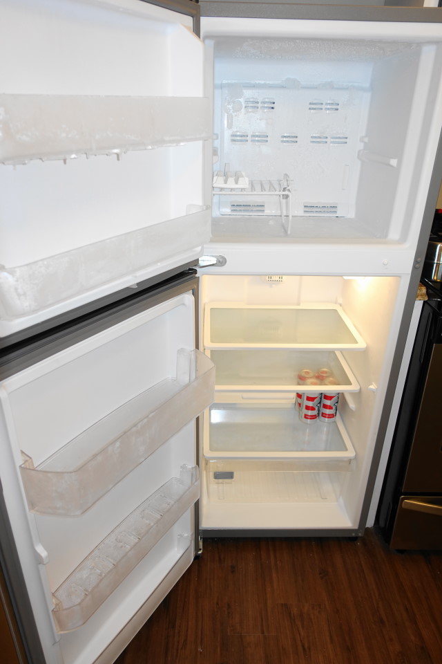 refrigerator-disneys-beach-club-villas-living-area-from-yourfirstvisit-net
