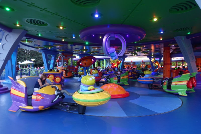 Alien swirling saucers disney hot sale world