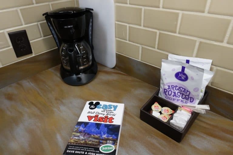 Photo Tour of a the Living/Dining/Kitchen Space in a Cabin at Disney's Fort Wilderness Resort